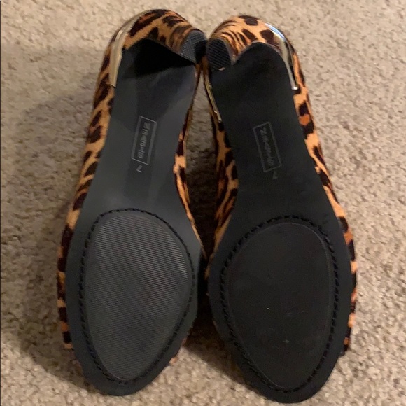 LEOPARD MOHAIR Leather BOOTIES- NWOT - Picture 6 of 7